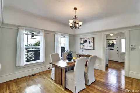 Dining - 2914 Newbury St, Berkeley, CA 94703 photo 2 of 3
