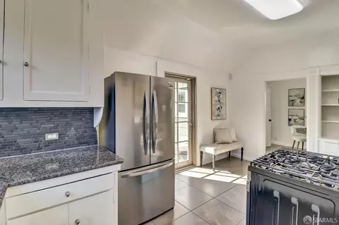 Kitchen - 2914 Newbury St, Berkeley, CA 94703 photo 1 of 4