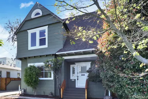 Exterior - 2914 Newbury St, Berkeley, CA 94703 photo 2 of 10