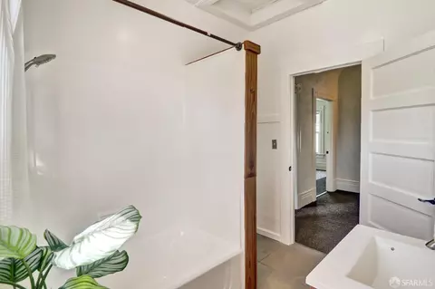 Bath - 2914 Newbury St, Berkeley, CA 94703 photo 1 of 3
