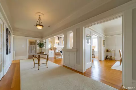 Entry Way - 1929 Jackson St, San Francisco, CA 94109 photo 4 of 10