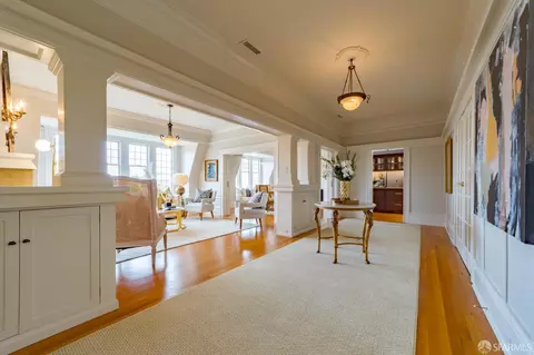 Entry Way - 1929 Jackson St, San Francisco, CA 94109 photo 3 of 10