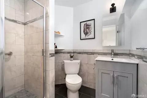Bath - 2786 38th Ave, San Francisco, CA 94116 photo 3 of 3