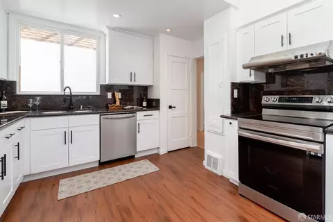 Kitchen - 2786 38th Ave, San Francisco, CA 94116 photo 1 of 3
