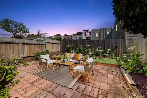 Exterior - 2786 38th Ave, San Francisco, CA 94116 photo 3 of 13