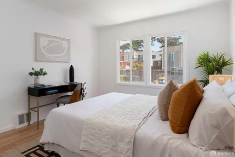 Bedroom - 2786 38th Ave, San Francisco, CA 94116 photo 1 of 5