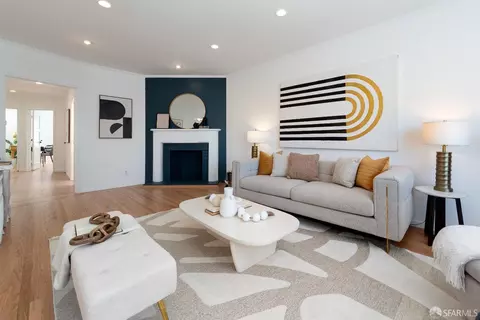 Living - 2786 38th Ave, San Francisco, CA 94116 photo 3 of 6