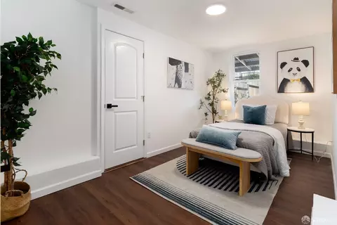 Bedroom - 2786 38th Ave, San Francisco, CA 94116 photo 5 of 5