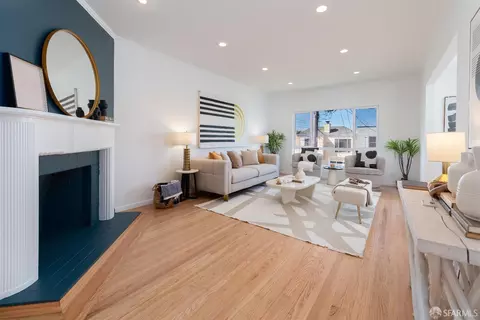 Living - 2786 38th Ave, San Francisco, CA 94116 photo 1 of 6