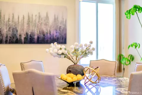 Dining - 17 Rey St, San Francisco, CA 94134 photo 4 of 5