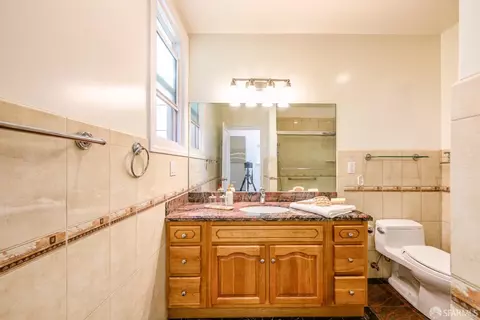 Bath - 17 Rey St, San Francisco, CA 94134 photo 6 of 10