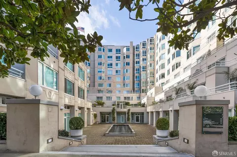 111 Chestnut St #302, San Francisco, CA 94111