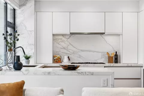Kitchen - 15 Guy Pl, San Francisco, CA 94105 photo 2 of 7