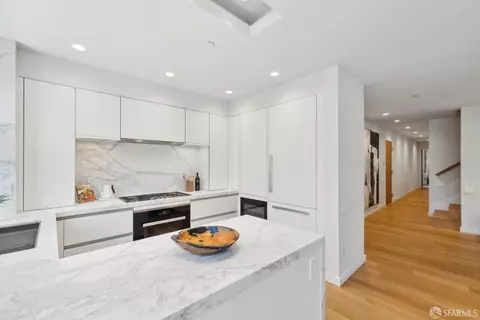 Entry Way - 15 Guy Pl, San Francisco, CA 94105 photo 1 of 4