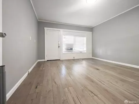 Living - 2727 San Pablo Ave, Berkeley, CA 94702 photo 1 of 2