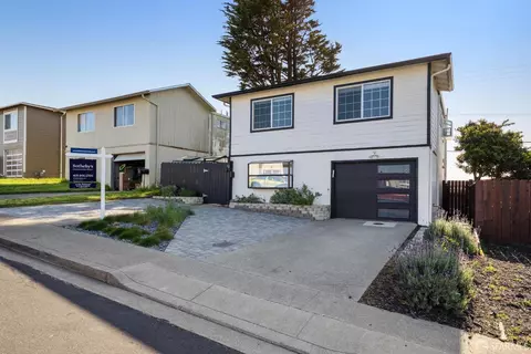 62 Oceanside Dr, Daly City, CA 94015