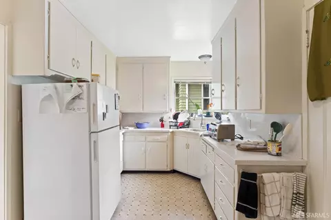 Kitchen - 1841 Cedar St, Berkeley, CA 94703 photo 2 of 10