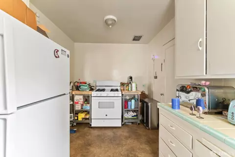 Kitchen - 1841 Cedar St, Berkeley, CA 94703 photo 7 of 10