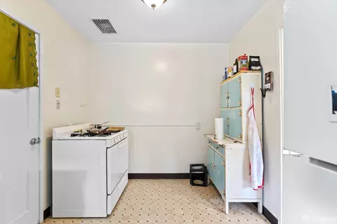 Kitchen - 1841 Cedar St, Berkeley, CA 94703 photo 3 of 10