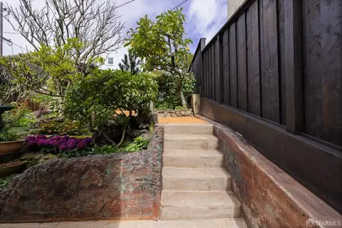 Exterior - 220 Upland Dr, San Francisco, CA 94127 photo 13 of 26