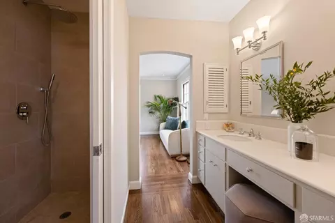 Bath - 220 Upland Dr, San Francisco, CA 94127 photo 3 of 4