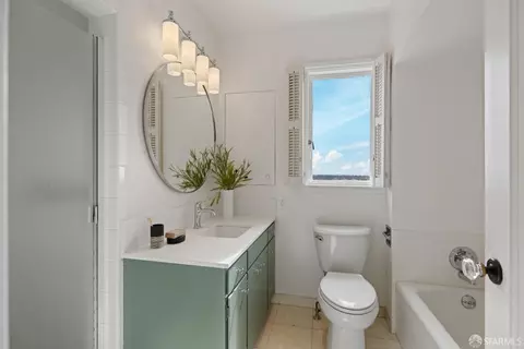 Bath - 220 Upland Dr, San Francisco, CA 94127 photo 4 of 4