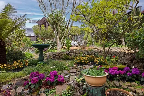 Exterior - 220 Upland Dr, San Francisco, CA 94127 photo 5 of 26