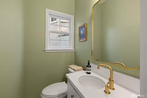 Bath - 220 Upland Dr, San Francisco, CA 94127 photo 1 of 4