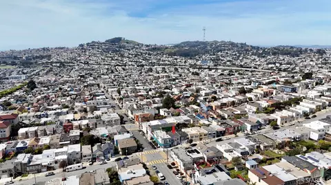 290 Munich St, San Francisco, CA 94112 photo 4