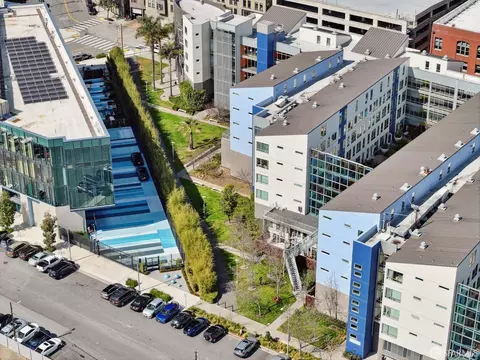 View/Area - 888 7th St #231, San Francisco, CA 94107 photo 3 of 12