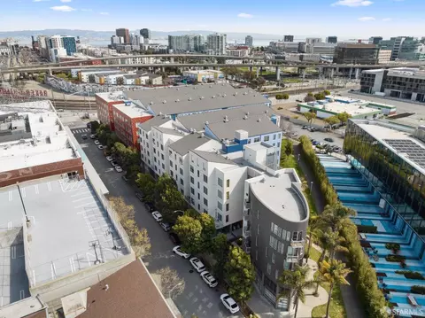 888 7th St #231, San Francisco, CA 94107