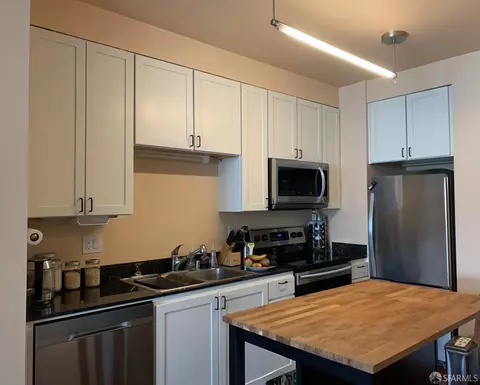 Kitchen - 888 7th St #231, San Francisco, CA 94107 photo 1 of 3