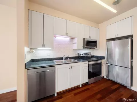 Kitchen - 888 7th St #231, San Francisco, CA 94107 photo 3 of 3