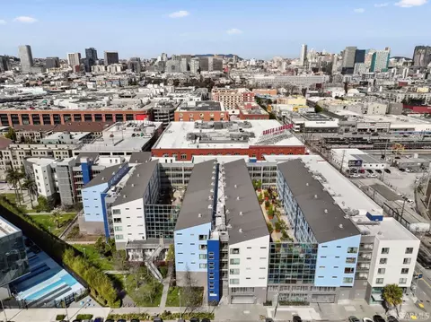 View/Area - 888 7th St #231, San Francisco, CA 94107 photo 2 of 12