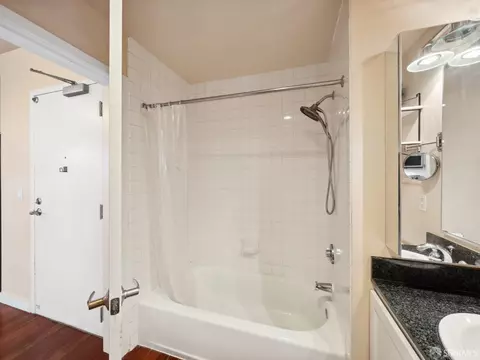 Bath - 888 7th St #231, San Francisco, CA 94107 photo 3 of 3