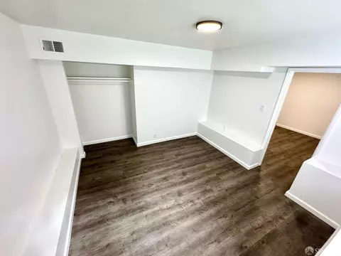 726 Gates St, San Francisco, CA 94110 photo 2