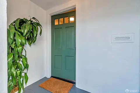 2 Samoset St, San Francisco, CA 94110 photo 3
