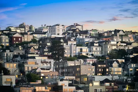 137 Alhambra St, San Francisco, CA 94123 photo 4