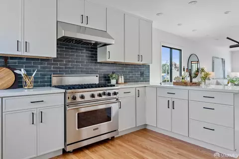 2282 20th Ave, San Francisco, CA 94116 photo 13
