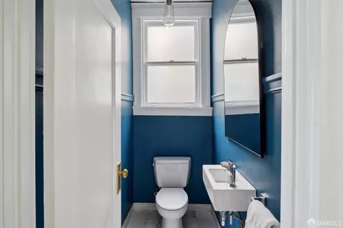 Bath - 166 Dolores St, San Francisco, CA 94103 photo 1 of 3