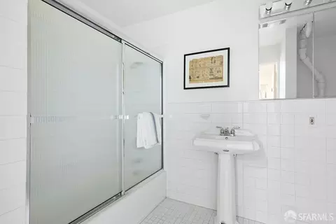 Bath - 444 33rd Ave, San Francisco, CA 94121 photo 5 of 5