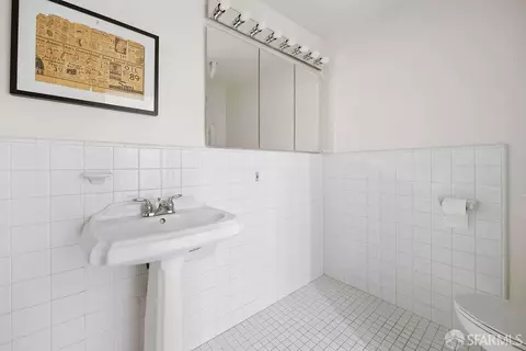 Bath - 444 33rd Ave, San Francisco, CA 94121 photo 4 of 5