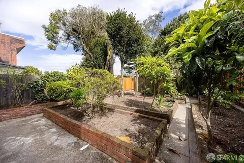 Exterior - 444 33rd Ave, San Francisco, CA 94121 photo 7 of 9