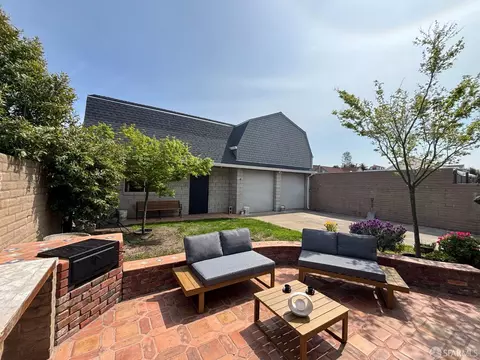Exterior - 1512 Everett St, Alameda, CA 94501 photo 2 of 5