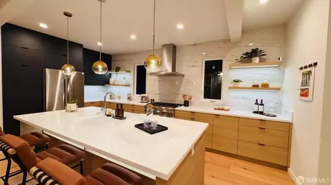 Kitchen - 1512 Everett St, Alameda, CA 94501 photo 2 of 3