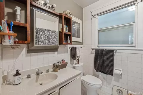 Bath - 751 48th Ave, San Francisco, CA 94121 photo 1 of 5