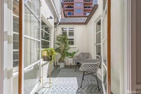 1921 Jackson St, San Francisco, CA 94109 photo 17