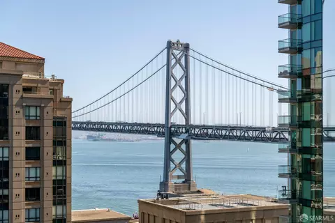 View/Area - 301 Main St #19B, San Francisco, CA 94105 photo 4 of 6