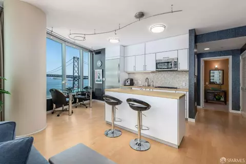 Kitchen - 301 Main St #19B, San Francisco, CA 94105 photo 1 of 3