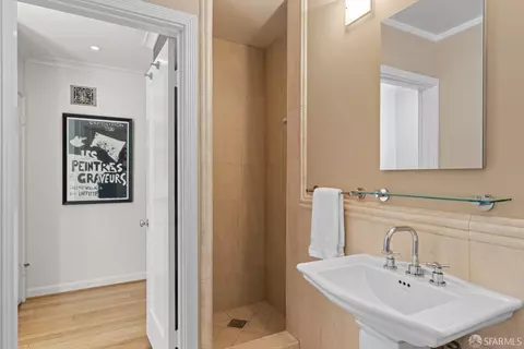 126 Scott St, San Francisco, CA 94117 photo 22